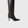 Lederstiefel mit spitzer Zehenpartie Lederstiefel mit spitzer Zehenpartie