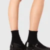 Mary Janes mit Absatz und Strasssteinen Mary Janes mit Absatz und Strasssteinen
