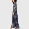 Maxi-Kleid mit Bandana-Print Maxi-Kleid mit Bandana-Print
