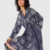 Maxi-Kleid mit Bandana-Print Maxi-Kleid mit Bandana-Print