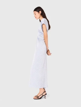 Maxi-Morgenmantel aus Satin, plissierte Taille