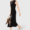 Maxikleid aus geripptem Strick mit Cut-outs Maxikleid aus geripptem Strick mit Cut-outs