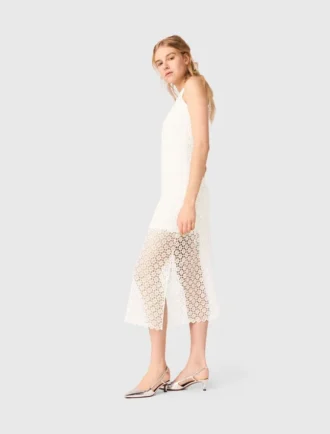 Maxikleid aus Häkelstoff mit Strasssteinen