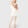 Maxikleid aus Häkelstoff mit Strasssteinen Maxikleid aus Häkelstoff mit Strasssteinen