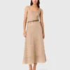 Maxikleid aus Strickstoff mit Strasssteinen Maxikleid aus Strickstoff mit Strasssteinen