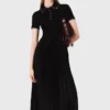 Maxikleid mit Falten und Polokragen Maxikleid mit Falten und Polokragen