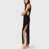 Maxikleid mit Juwelenkragen Maxikleid mit Juwelenkragen