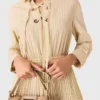 Maxikleid mit Plissee und Lochstickerei Maxikleid mit Plissee und Lochstickerei