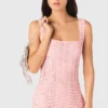 Midi-Kleid aus Häkelstoff mit Strasssteinen Midi-Kleid aus Häkelstoff mit Strasssteinen
