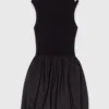 Mini-Kleid aus geripptem Strick und Taft