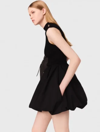 Mini-Kleid aus geripptem Strick und Taft Mini-Kleid aus geripptem Strick und Taft