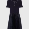 Mini-Kleid mit plissiertem Polokragen Mini-Kleid mit plissiertem Polokragen