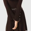 Mini-Skater-Kleid mit hohem Kragen Mini-Skater-Kleid mit hohem Kragen