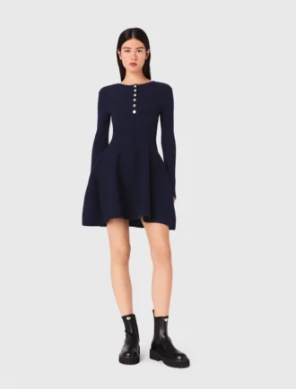 Mini-Strickkleid mit ausgestelltem Rock