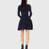 Mini-Strickkleid mit ausgestelltem Rock