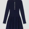Mini-Strickkleid mit ausgestelltem Rock