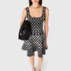 Mini-Strickkleid mit Muster Mini-Strickkleid mit Muster