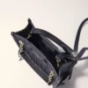 Mini-Tasche aus gestepptem Leder