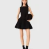 Mini-Tweed-Kleid mit ausgestelltem Rock Mini-Tweed-Kleid mit ausgestelltem Rock