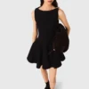 Mini-Tweed-Kleid mit ausgestelltem Rock Mini-Tweed-Kleid mit ausgestelltem Rock