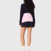 Pullover mit Rundhalsausschnitt und Aufdruck Pullover mit Rundhalsausschnitt und Aufdruck