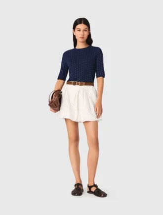 Pullover mit Rundhalsausschnitt und Strasssteinen