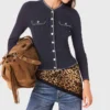 Gestrickte Strickjacke