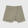 Shorts aus mehrlagigem Leinenmischgewebe