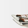 Silberne Riemchen-Pumps