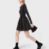 Skaterkleid mit Perlen und Strasssteinen