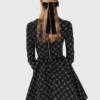 Skaterkleid mit Perlen und Strasssteinen