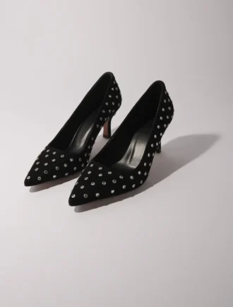 Strass-Pumps mit spitzer Zehenpartie