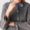 Strickjacke mit abnehmbarer Krawatte