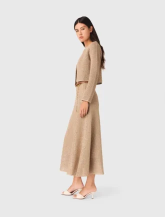 Strickjacke mit Strasssteinen
