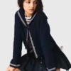 Strickjacke mit U-Boot-Ausschnitt und Zopfmuster
