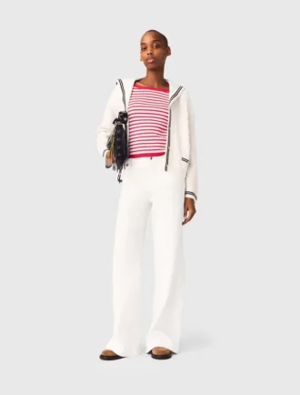 Strickjacke mit Zopfmuster und U-Boot-Ausschnitt