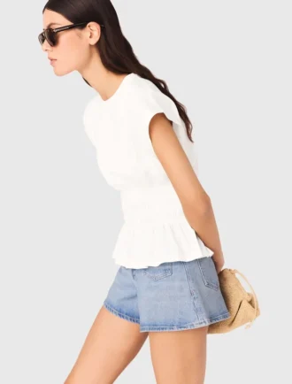 Tailliertes T-Shirt mit Falten Tailliertes T-Shirt mit Falten