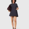 Trapezkleid aus schwerem Crêpe Trapezkleid aus schwerem Crêpe