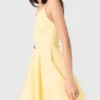 Trägerkleid mit ausgestelltem Rock