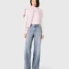 Weit geschnittene Jeans mit durchgehenden Strasssteinen Weit geschnittene Jeans mit durchgehenden Strasssteinen