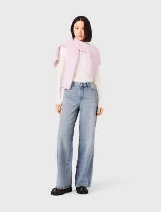 Weit geschnittene Jeans mit durchgehenden Strasssteinen