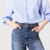 Weit geschnittene Jeans mit Nieten Weit geschnittene Jeans mit Nieten
