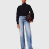 Weit geschnittene Jeans mit Stickerei Weit geschnittene Jeans mit Stickerei
