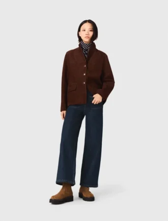 Weite Jeans mit aufgesetzten Taschen