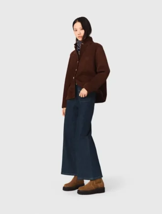 Weite Jeans mit aufgesetzten Taschen