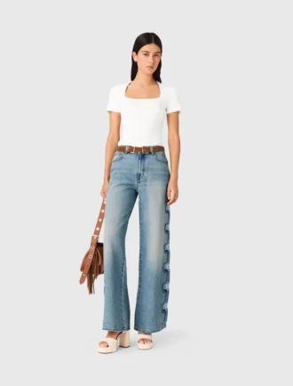 Weite Jeans mit Blumenstickerei