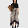 Zweifarbiges Kleid mit Print